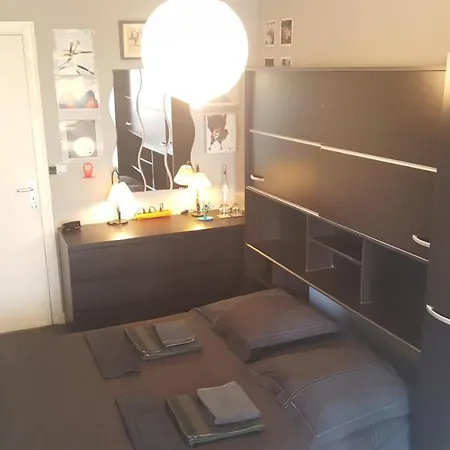 Checkly - Chambres D'hotes 招待所